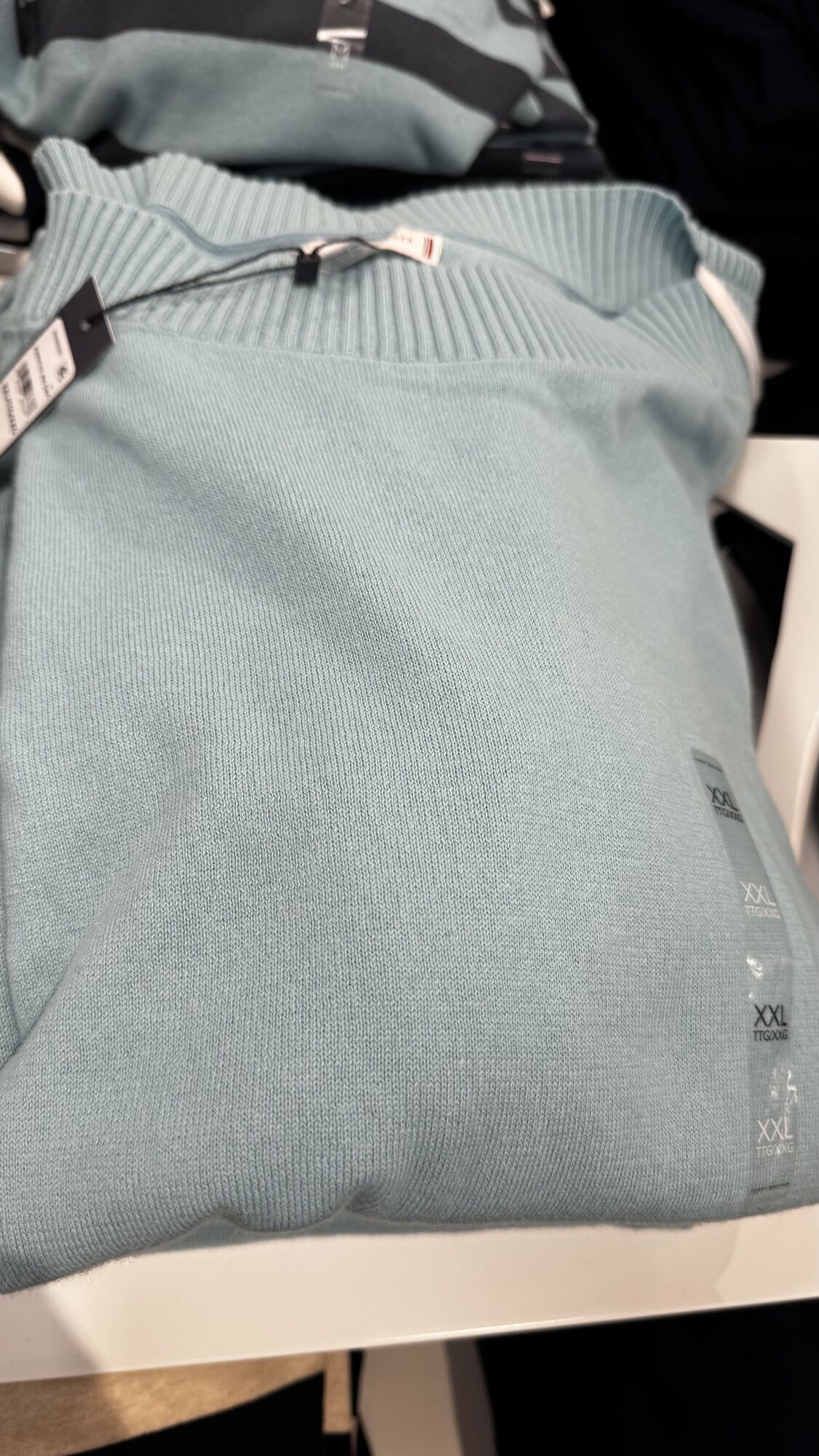 Tommy Hilfiger — blusa gola canoa