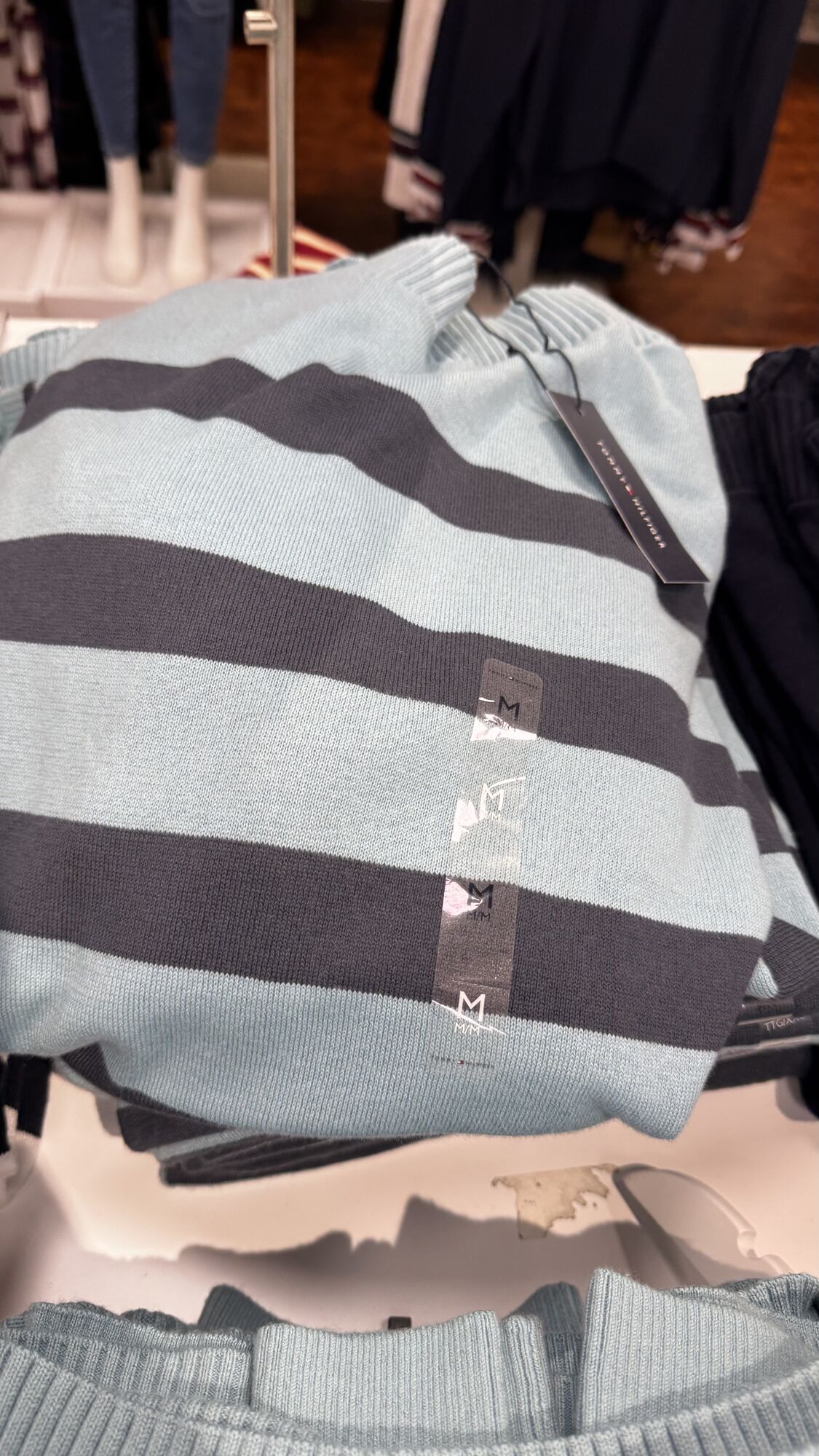 Tommy Hilfiger — blusa gola canoa