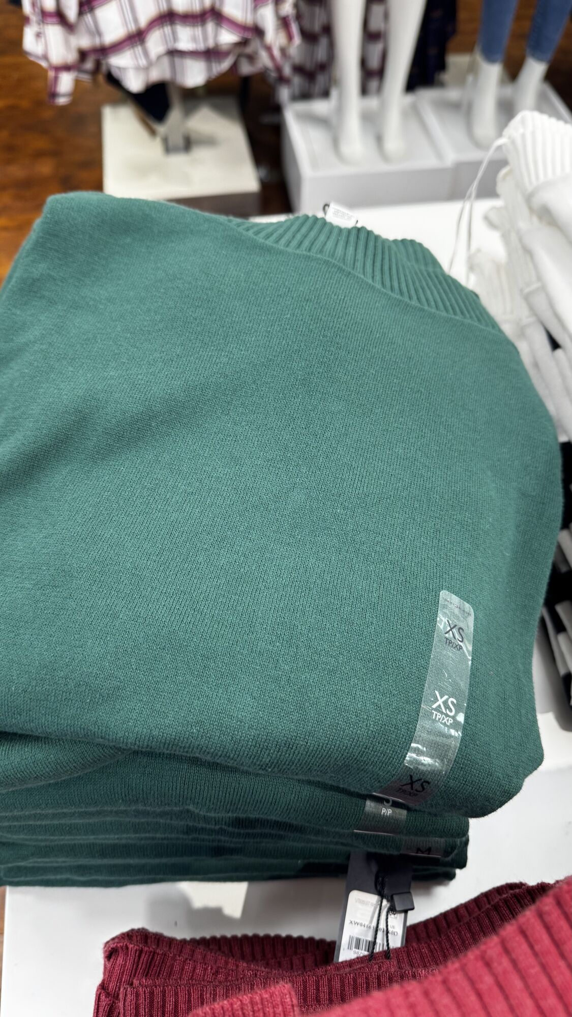 Tommy Hilfiger — blusa gola canoa