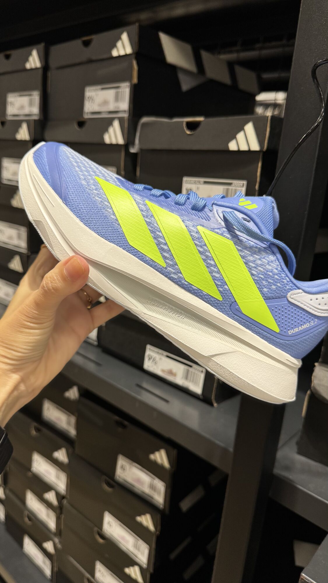 Adidas — Tênis Feminino