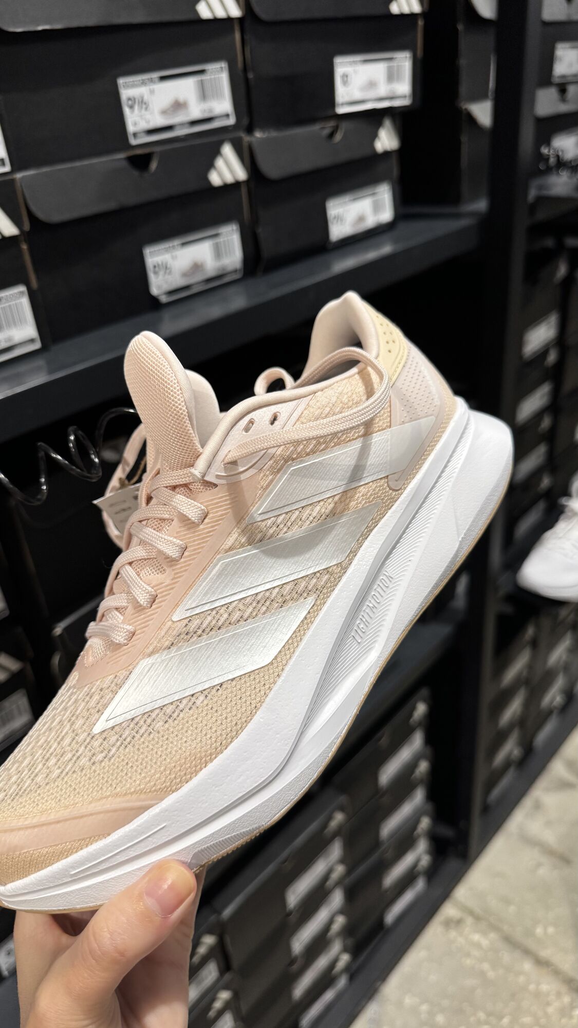 Adidas — Tênis Feminino