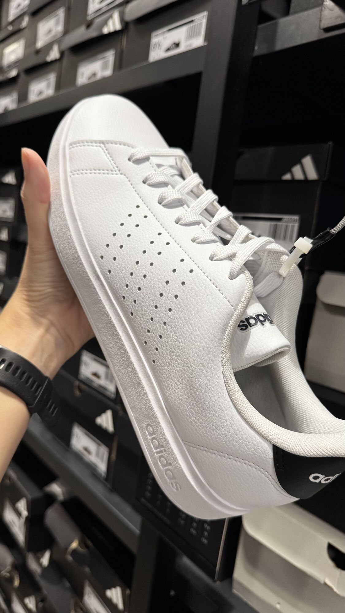 Adidas — Tênis Masculino