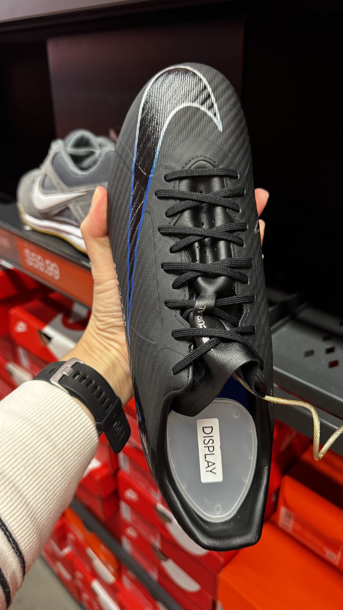 Nike — Chuteira